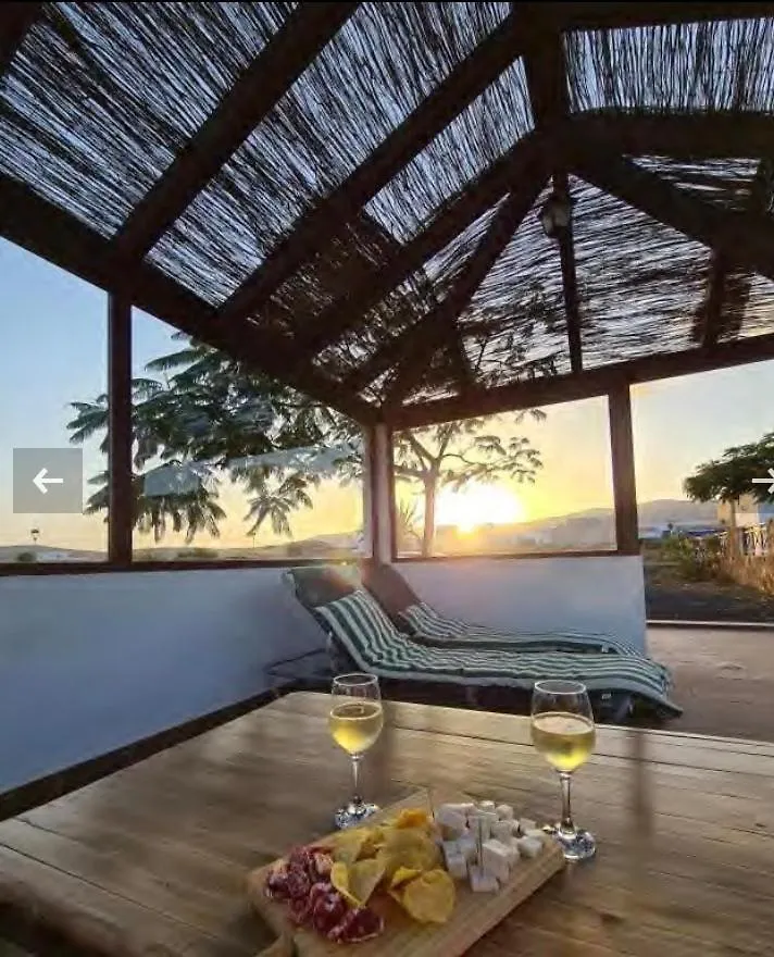 Casa Volcan De Gayria contacts